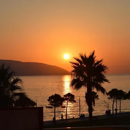 Davide Apartament's Vlorë