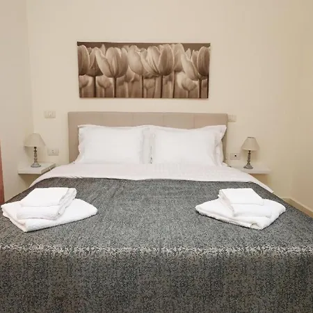 Davide Apartament's Vlorë
