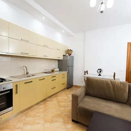 Davide Apartament's Vlorë