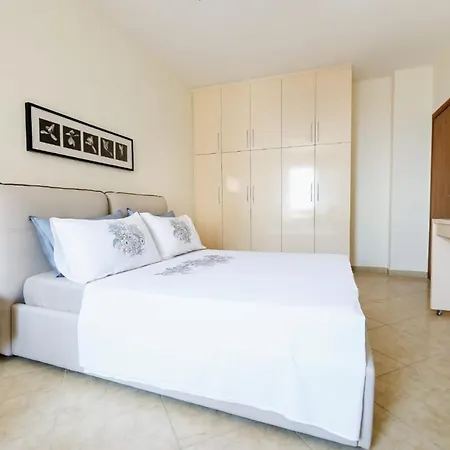 Davide Apartament's *